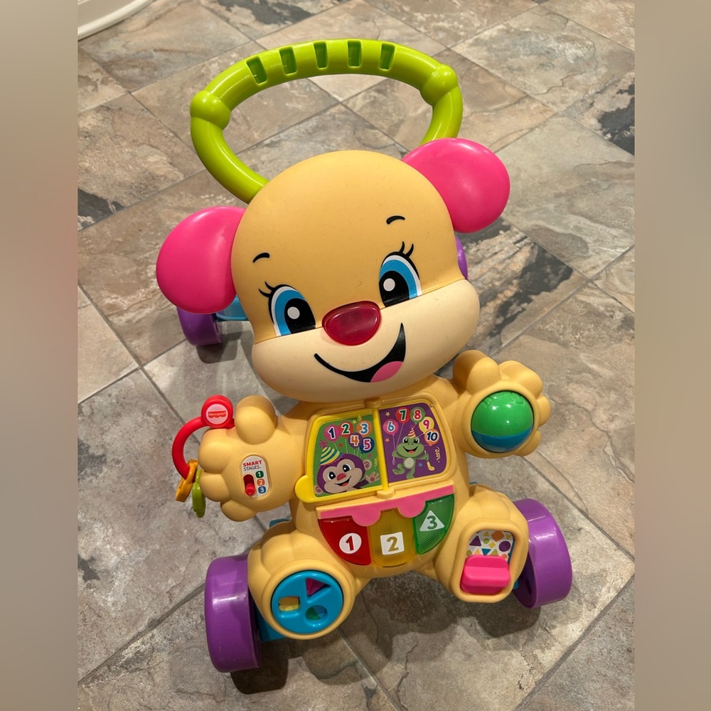 Fisher-Price Interactive Smart Stages Walker - like new!
